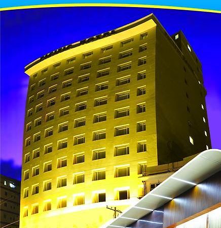 Pacific Hotel Yangon Exterior photo