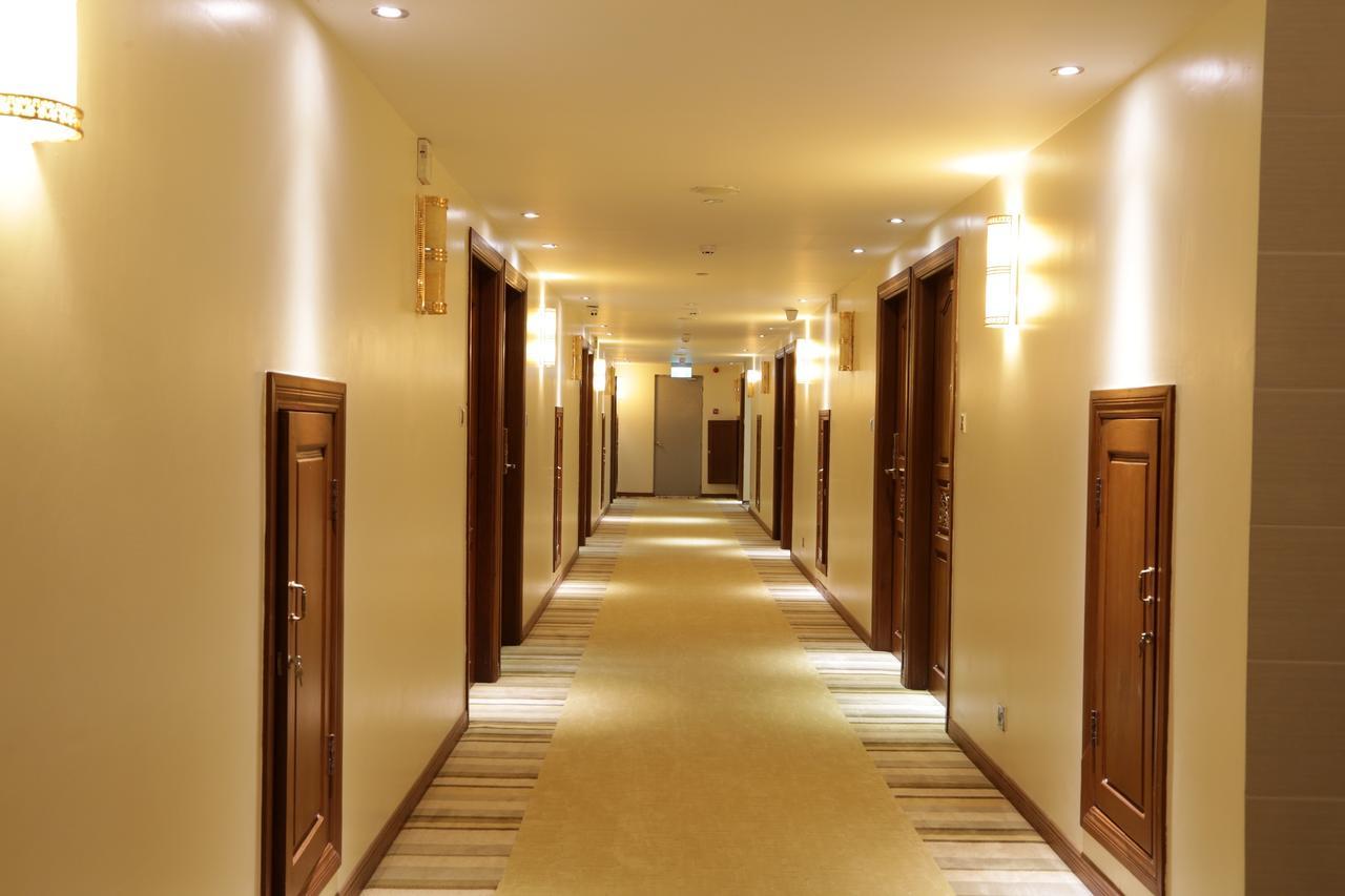 Pacific Hotel Yangon Exterior photo